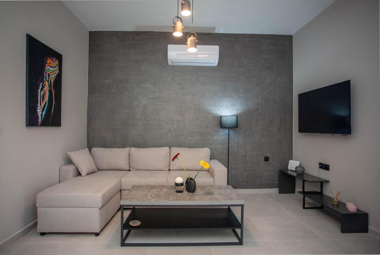 Makel Apartment Chania  Bagian luar foto
